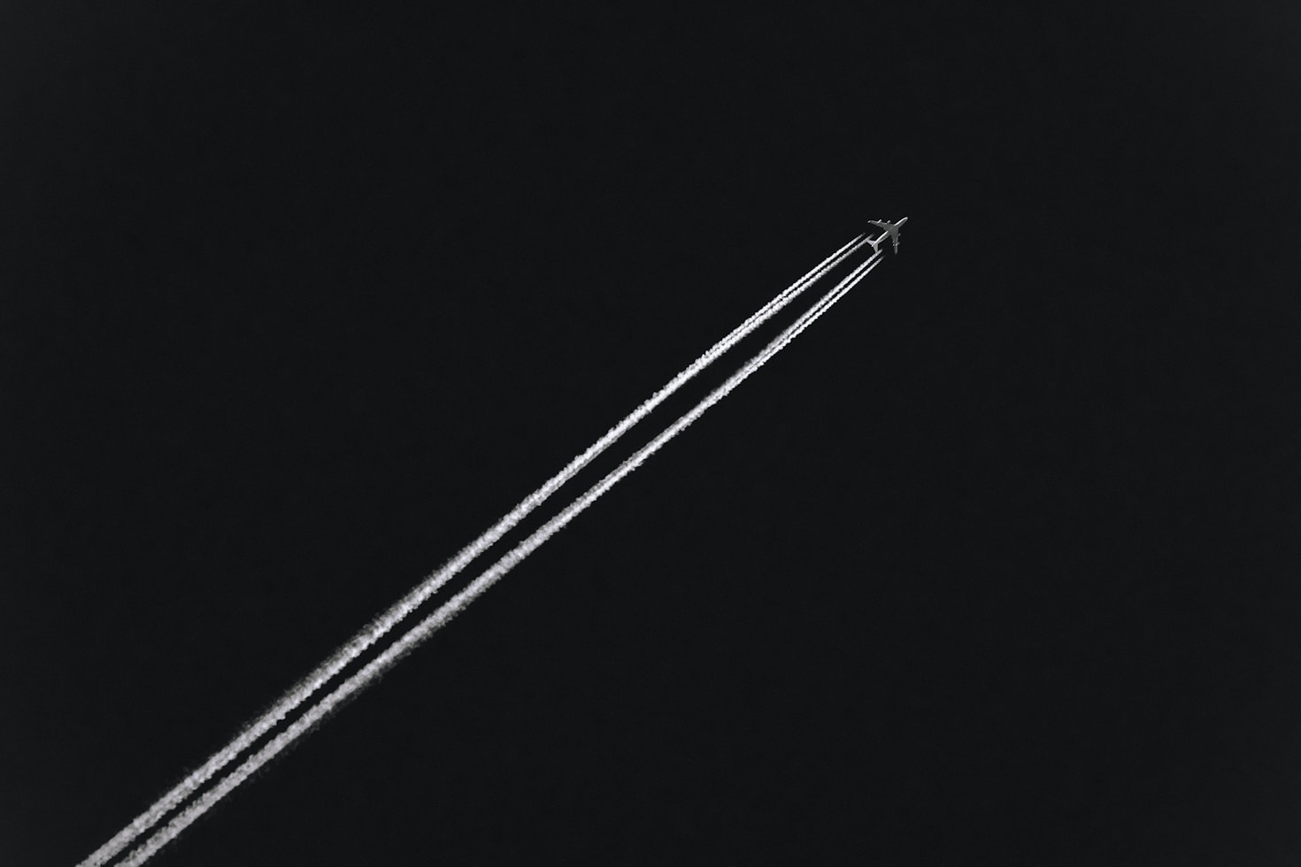 Choosing the Right Aviation Lubricants for Optimal Performance